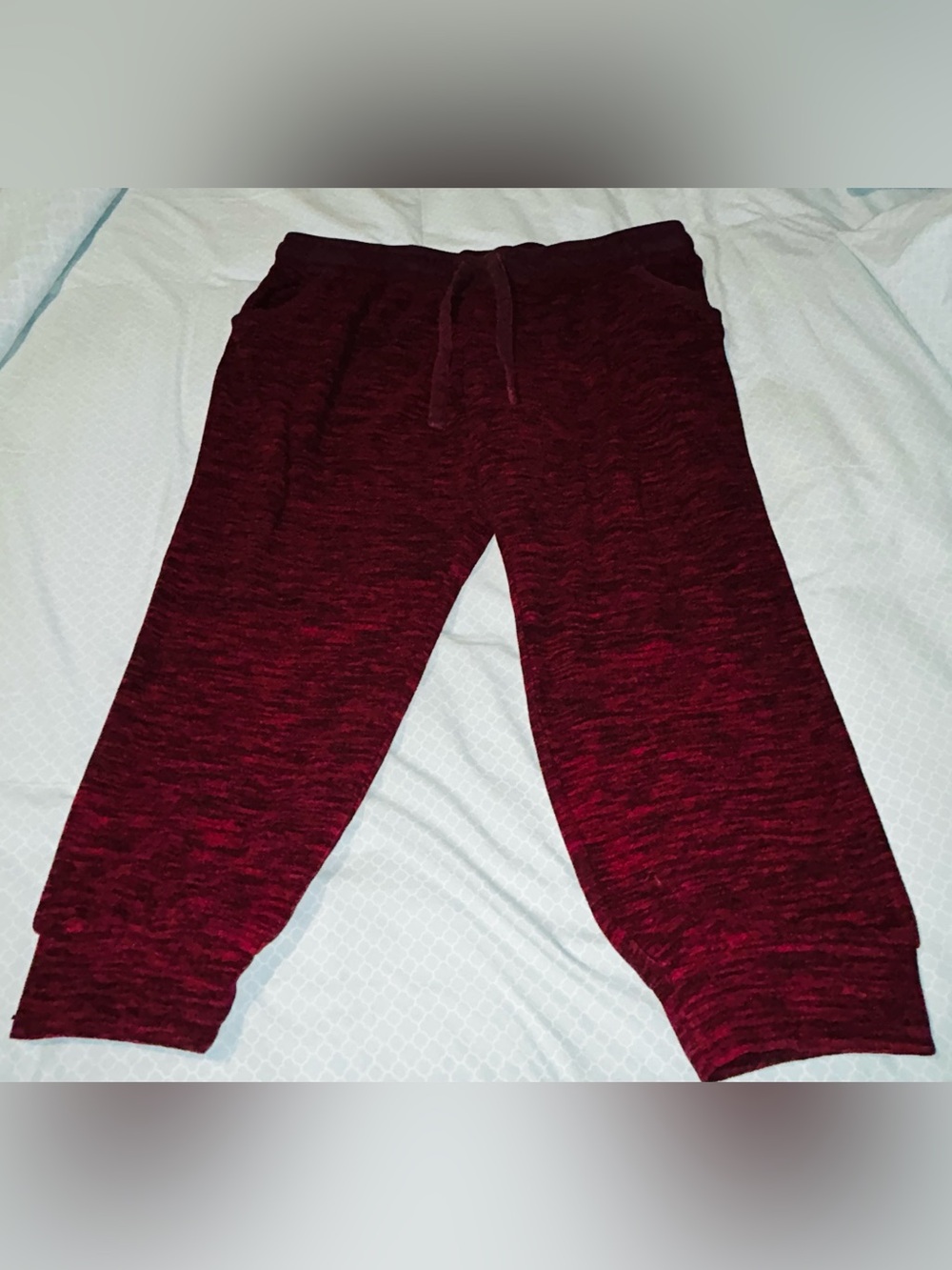 St. John's Bay Marled Burgundy Capri Joggers